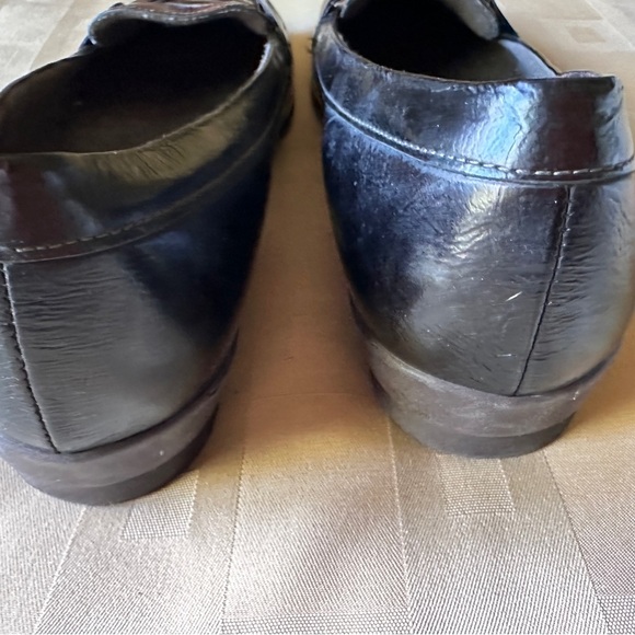 Elegant Black and Brown Women's‎ Loafers - Picture 4 of 12